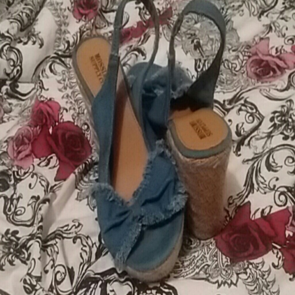 Denim wedge